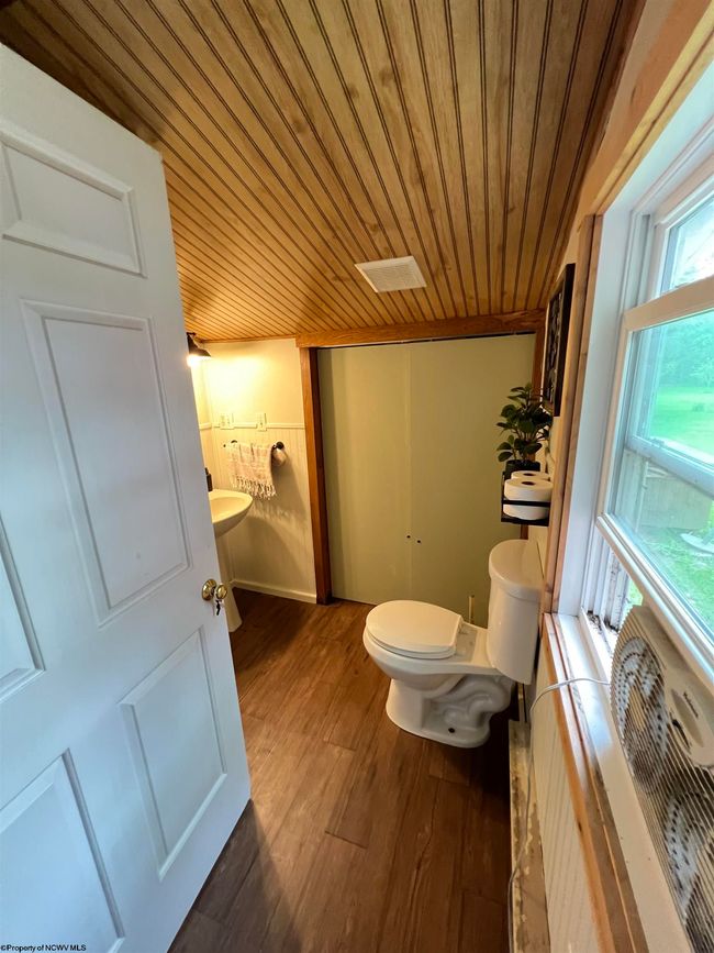 2310 Staunton Parkersburg Tpke, House other with 3 bedrooms, 2 bathrooms and 3 parking in Huttonsville WV | Image 35