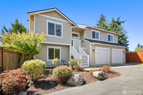 7166 E Fillmore St, Port Orchard, WA, 98366-7124 | Card Image