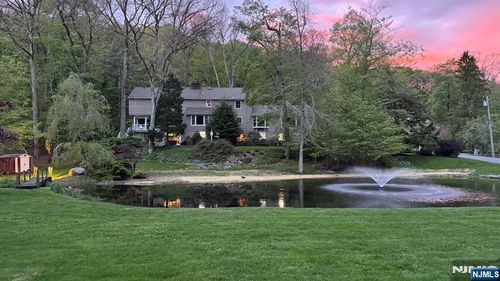 59 Green Hill Rd, Kinnelon, NJ, 07405-2142 | Card Image