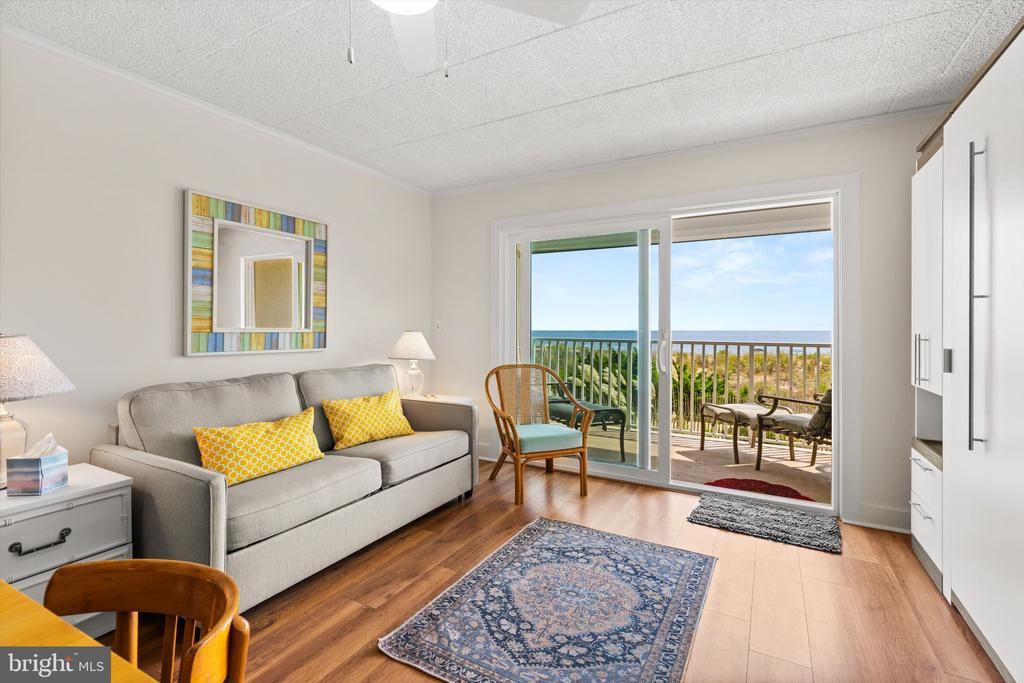 Residential in OCEAN CITY 3