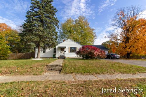 922 S Cedar Street, Greenville, MI, 48838 | Card Image