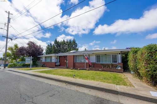 21 Monte Vista Ave, Vallejo, CA, 94590-3926 | Card Image