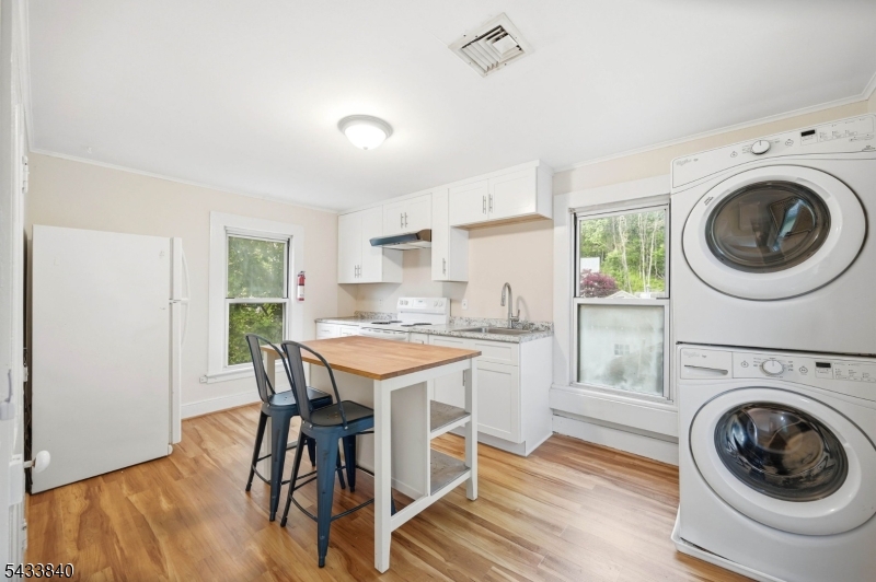 Residential Lease in Newton Town