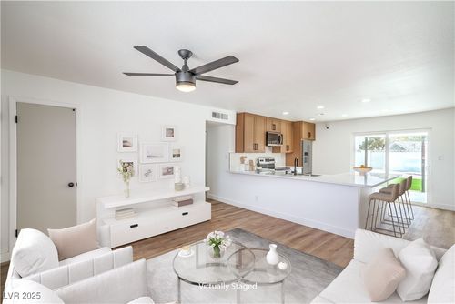 621 Van Ert Ave, North Las Vegas, NV, 89030-4014 | Card Image