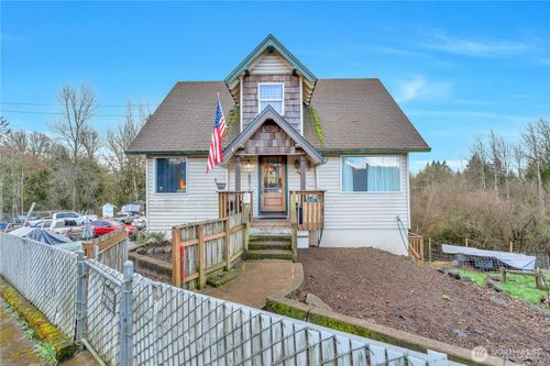 2907 Columbia Heights Rd, LONGVIEW, WA, 98632-5622 | Card Image