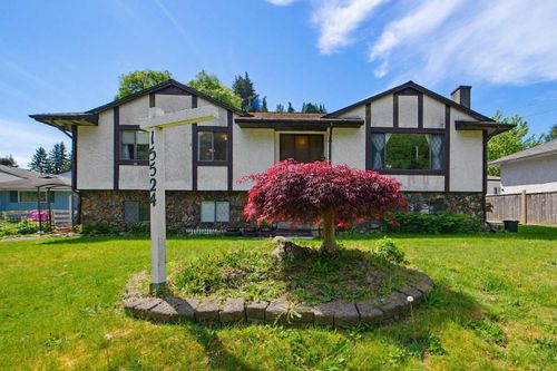 15524 105a Ave, Surrey, BC, V3R1S6 | Card Image