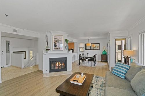 23-8168 Avenida Navidad, San Diego, CA, 92122 | Card Image