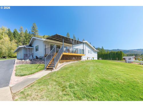 7695 N Applegate Rd, GrantsPass, OR, 97527 | Card Image