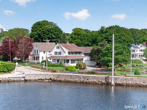 40 Holmes St, Mystic, CT, 06355-2624 | Card Image