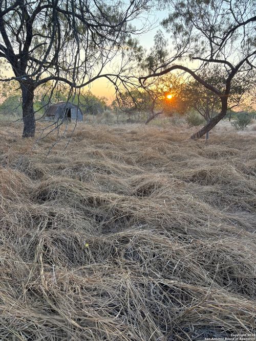 640 County Road 417, Mccoy, TX, 78113-3403 | Card Image