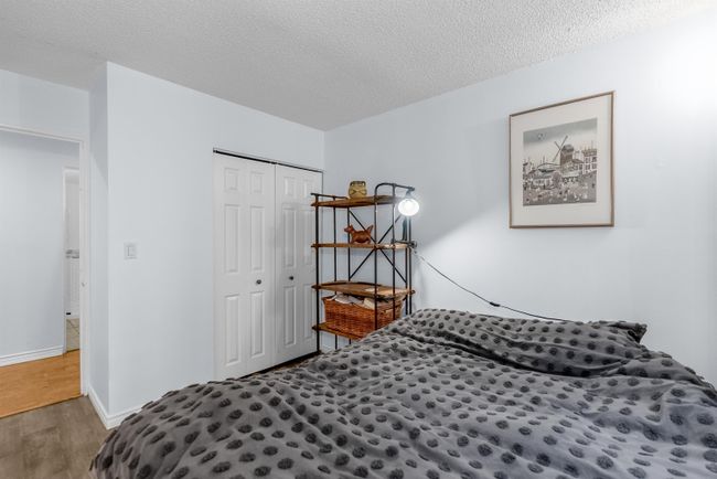 941 Westview Crescent, Townhouse with 3 bedrooms, 2 bathrooms and 1 parking in North Vancouver BC | Image 16