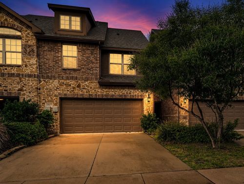 6817 Topaz Dr, Greenville, TX, 75402-8127 | Card Image