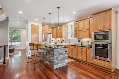 2157 S Logan St, Denver, CO, 80210-4427 | Card Image