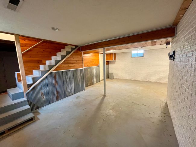 Basement Area | Image 17