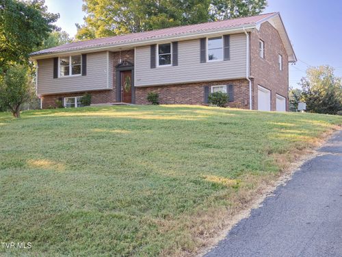 527 Spruce St, Mount Carmel, TN, 37645-3332 | Card Image