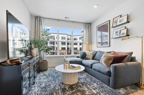 b18-2000 Schindler Dr, South Amboy, NJ, 08879-1154 | Card Image