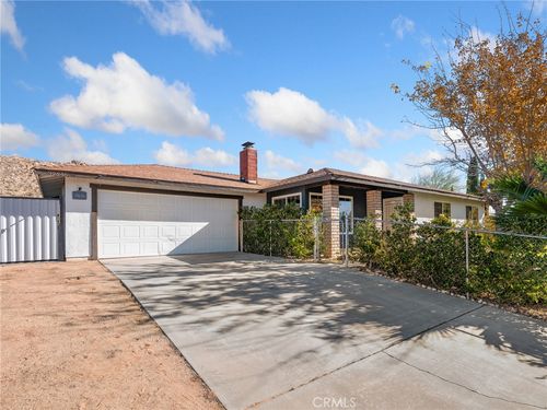 39646 174th St E, Palmdale, CA, 93591-3316 | Card Image