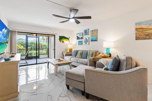 102-10110 Cedar Point Blvd, Boynton Beach, FL, 33437-1393 | Card Image
