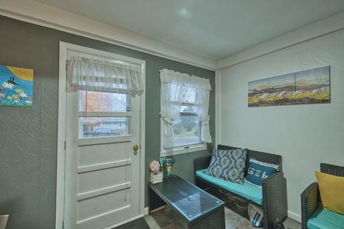 109 W Wisconsin Ave, Gilbert, MN, 55741-5031 | Card Image