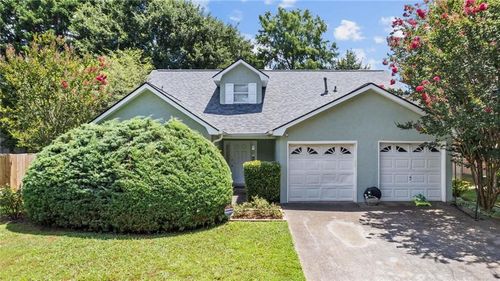 3776 Westchase Dr, Marietta, GA, 30066-2580 | Card Image