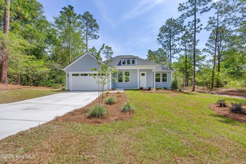 251 Foxcroft Rd, Boiling Spring Lakes, NC, 28461-7907 | Card Image