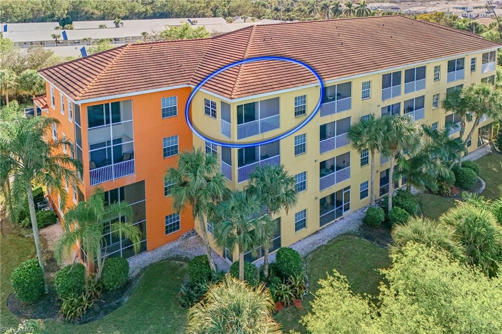 Residential in NAPLES 3