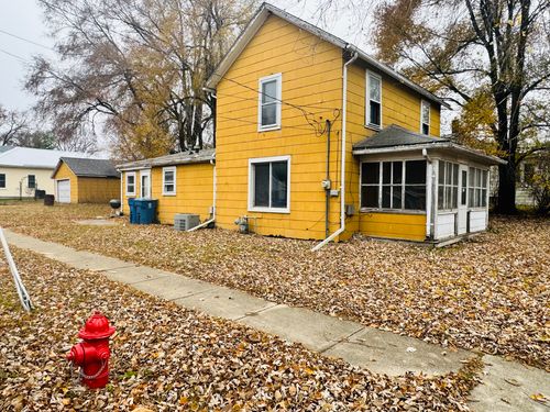 451 E Church St, Utica, IL, 61373-9442 | Card Image