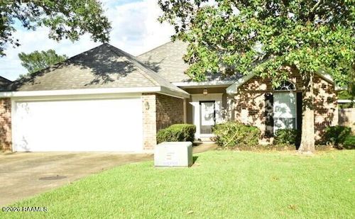 208 E Weeks Dr, Youngsville, LA, 70592-5639 | Card Image
