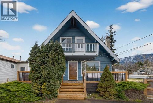 2814 Caen Rd, Sorrento, BC, V0E | Card Image