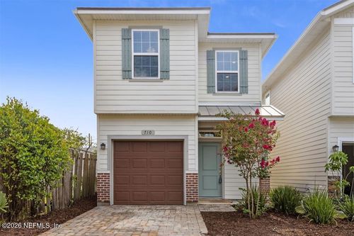 710 S 7th St, Fernandina Beach, FL, 32034-4018 | Card Image