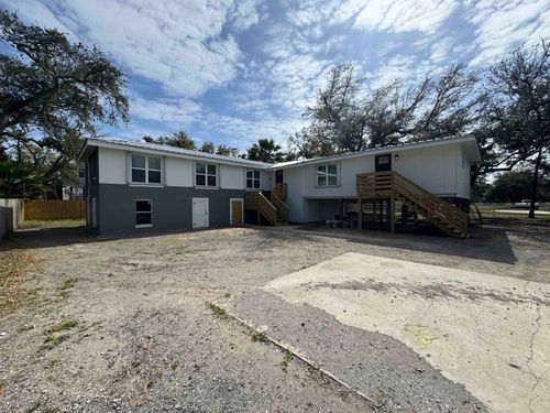 198 Medical Ave, Grand Isle, LA, 70358-9719 | Card Image
