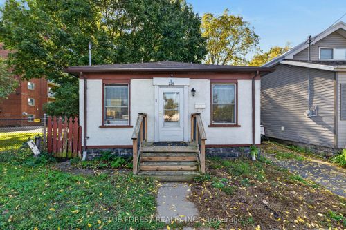 225 Simcoe St, London, ON, N6B1J3 | Card Image