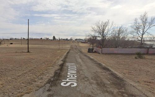 662 Garry Dr, Howardwick, TX, 79226-8030 | Card Image