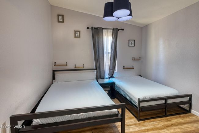 Guest Room | Image 15