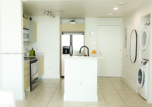 apt-406-350 Ne 24th St, Miami, FL, 33137-4874 | Card Image