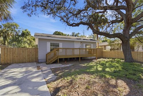 8509 N 11th St, TAMPA, FL, 33604-1825 | Card Image