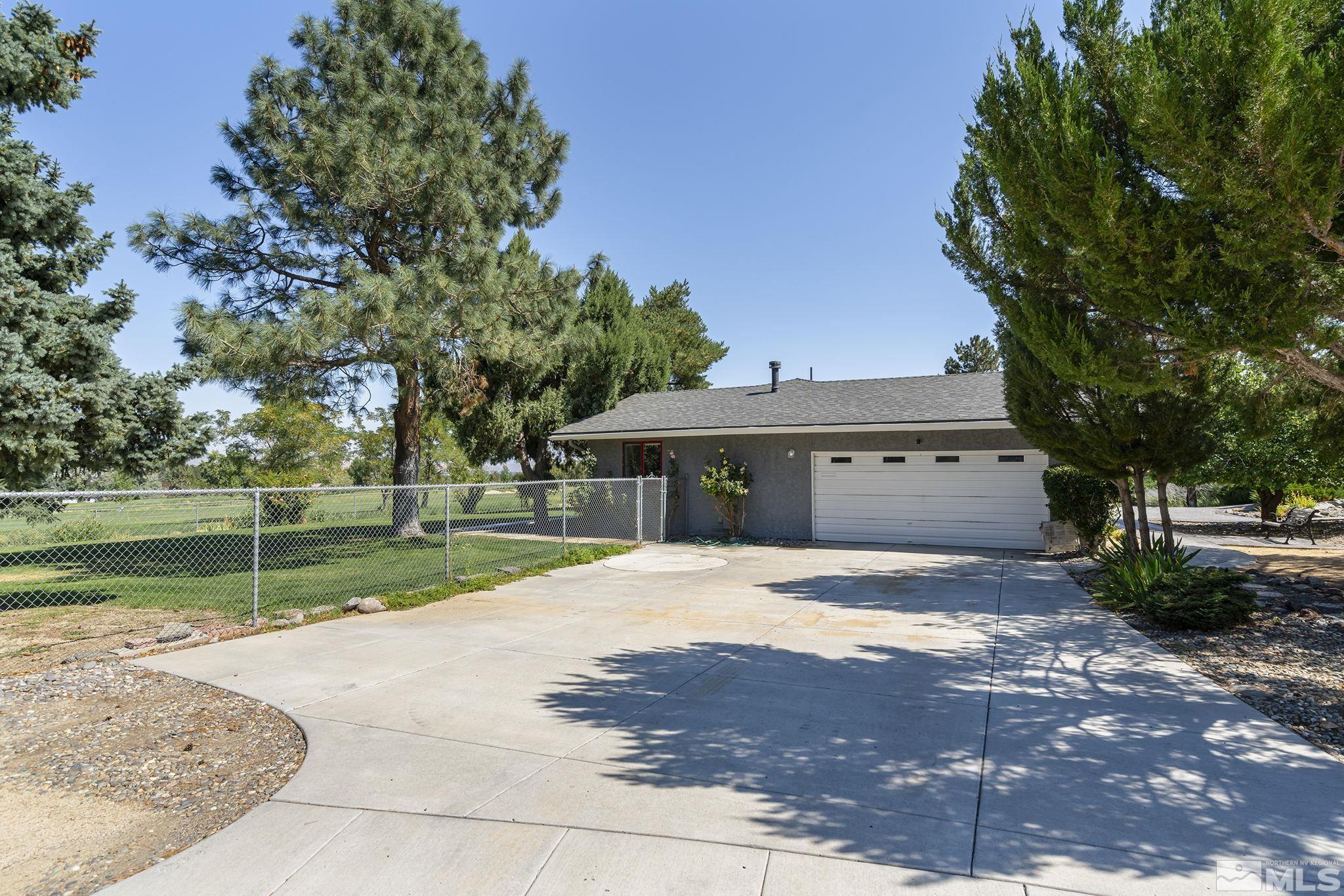 Cypress Point Dr, Reno, NV 89502