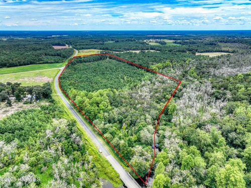 986 Blind Bridge Rd, Magnolia, NC, 28453-8516 | Card Image