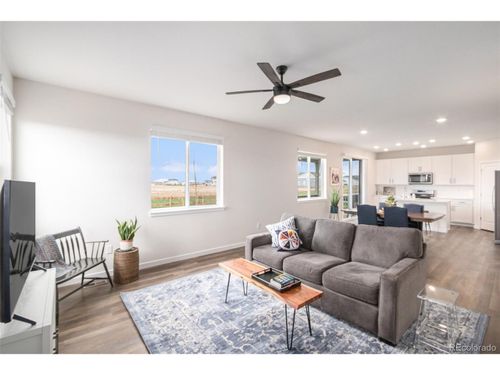 5805 Red Barn Ave, Mead, CO, 80504-1053 | Card Image