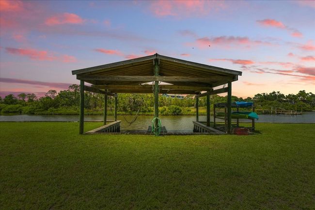 16431 Sw 120 Th Pl, House other with 3 bedrooms, 3 bathrooms and 2 parking in CEDAR KEY FL | Image 44