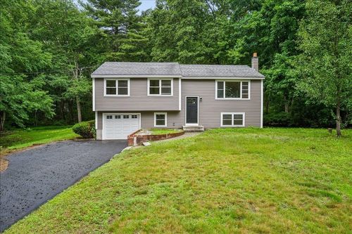 6 Horseshoe Ln, Londonderry, NH, 03053-4400 | Card Image