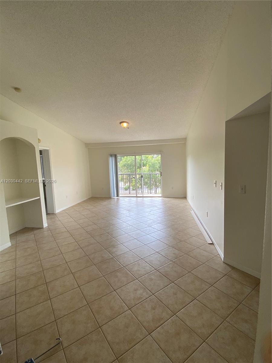 Residential Lease in Royal Palm Beach 2