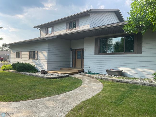 Front yard | Image 60