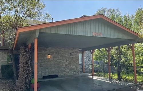a-1601 Taylor Gaines St, Austin, TX, 78741-2528 | Card Image