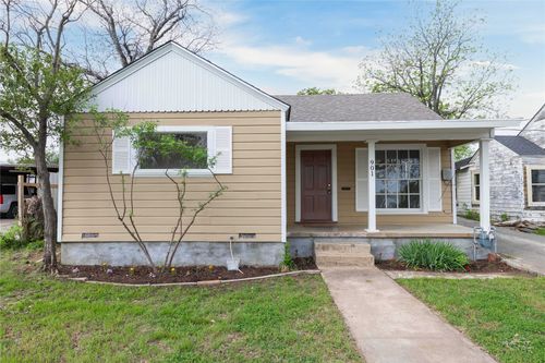 901 6th St, Brownwood, TX, 76801-4110 | Card Image