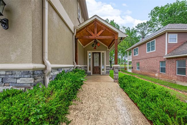 13318 Hilton Head Dr, House other with 3 bedrooms, 4 bathrooms and 2 parking in Montgomery TX | Image 6