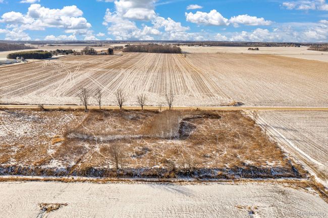 Overview of property. | Image 14