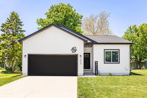 503 S Business Highway, Pleasantville, IA, 50225 | Card Image