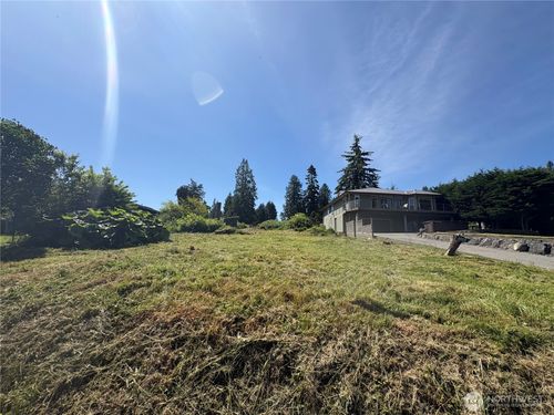 4904 Roney Rd, Bow, WA, 98232-9380 | Card Image