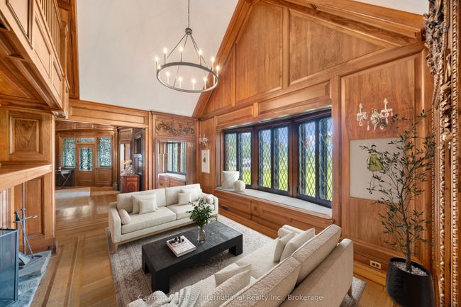 1040 Skeleton Lake 1 Rd, House other with 3 bedrooms, 6 bathrooms and 10 parking in Utterson ON | Image 10